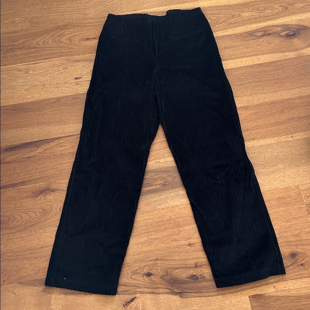 HOLIDAY Woman’s Black Corduroy Pants